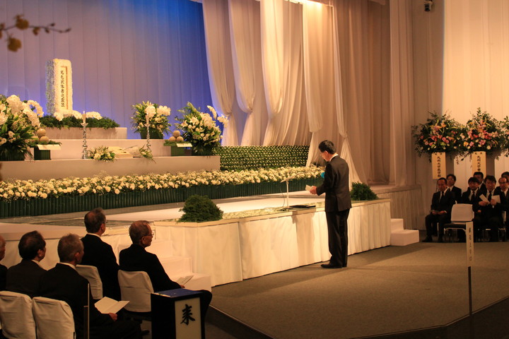 住本医学部長　追悼の辞