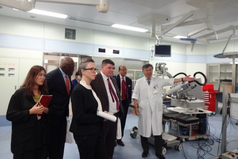 先端医療イノベーションセンター訪問